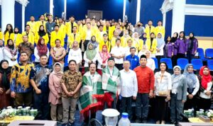 Pengabdian Masyarakat Civitas Akademis Berbasis Tekhnologi Inovatif dan  Kreatif