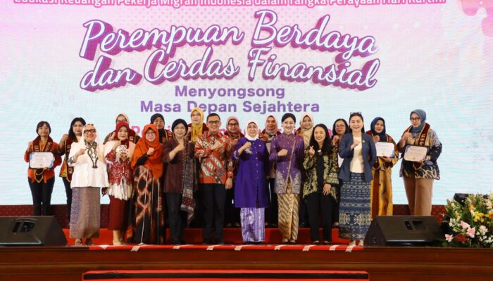 OJK Perkuat Literasi Finansial Bagi Pekerja Migran Indonesia