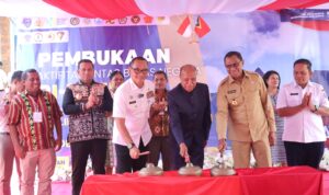 Galeri Pembukaan Perlintasan Orang dan Barang di PLBN Napan Oeccusse