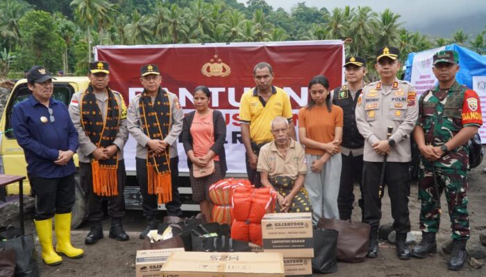 Tak Menyerah, Kapolda NTT Kerahkan Anjing Pelacak, Teruskan Pencarian 3 Korban Hilang di Mauponggo