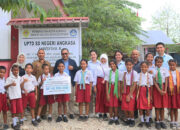 Injourney Airports Berbagi, Salurkan Program Tanggung Jawab Sosial dan Lingkungan Bagi Warga Kupang