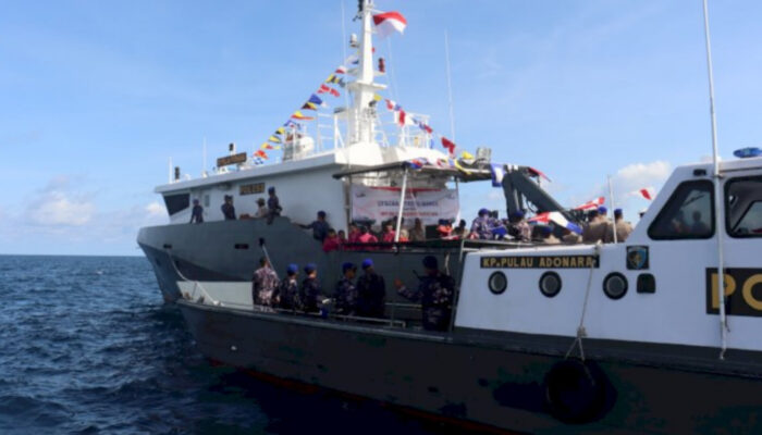 Ditpolairud Polda NTT Gelar Upacara Tabur Bunga di Laut Kupang