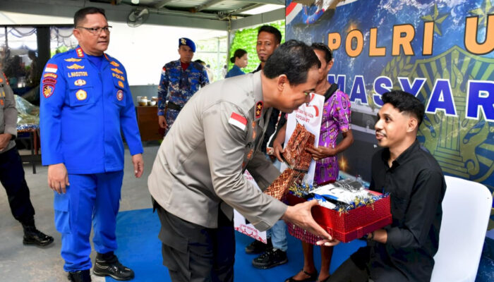 Penyandang Disabilitas  Terima Bantuan Kapolda NTT,  Wujudkan Polri untuk Masyarakat