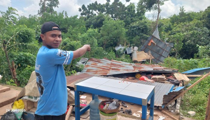 Angin Puting Beliung Terjang Kelurahan Belo, Puluhan Rumah Rusak Berat, 1 Warga terluka
