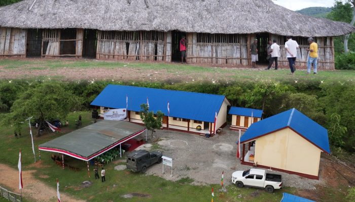 Bangun Gedung Baru UPTD SMPN 5, PLN Bangun  Masa Depan Warga Oepoli, Perbatasan Timor Leste