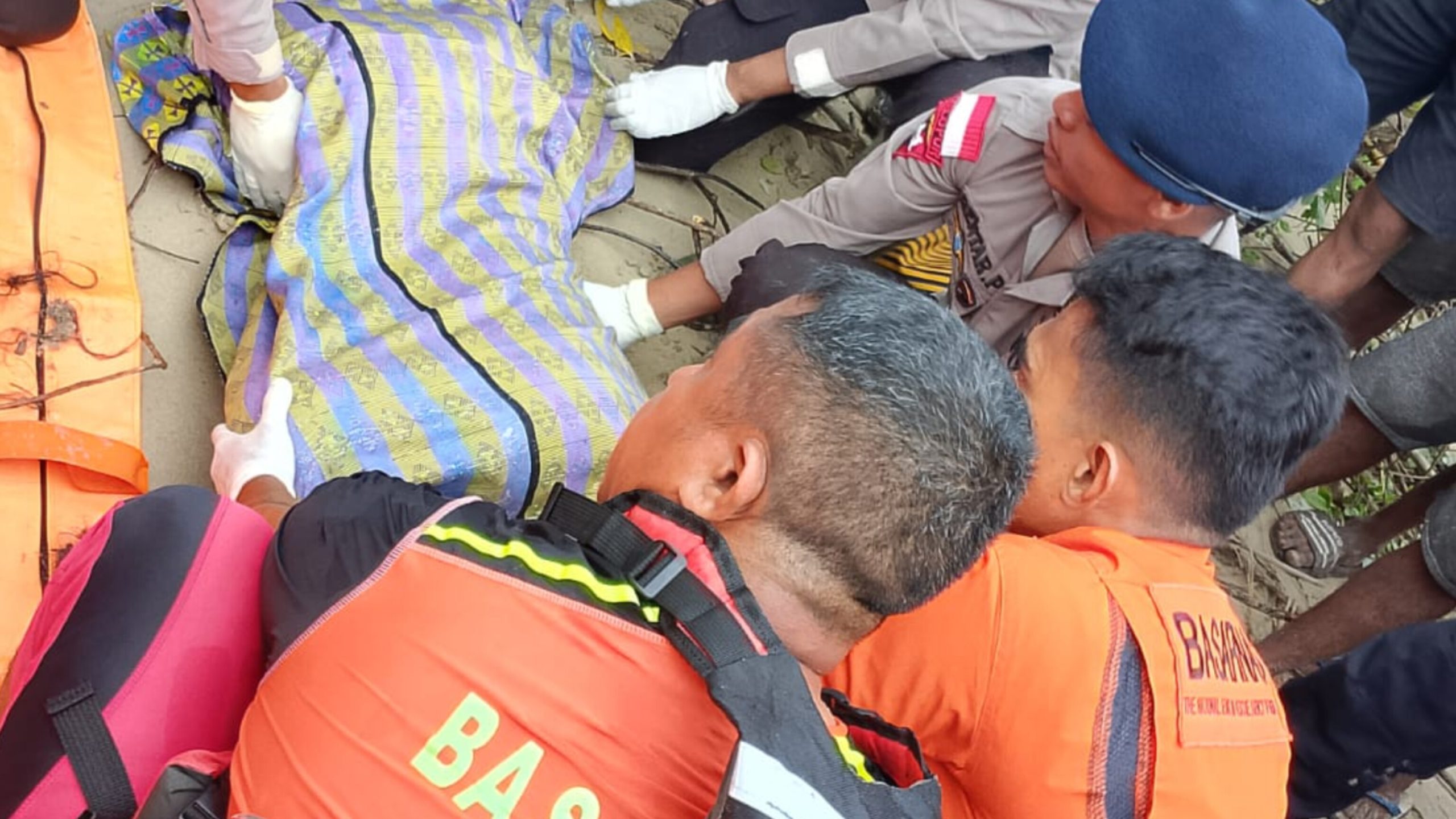 Tim Sar Gabungan Akhirnya Temukan Jasad Sofiana, Korban Terseret Arus Sungai di Mondu