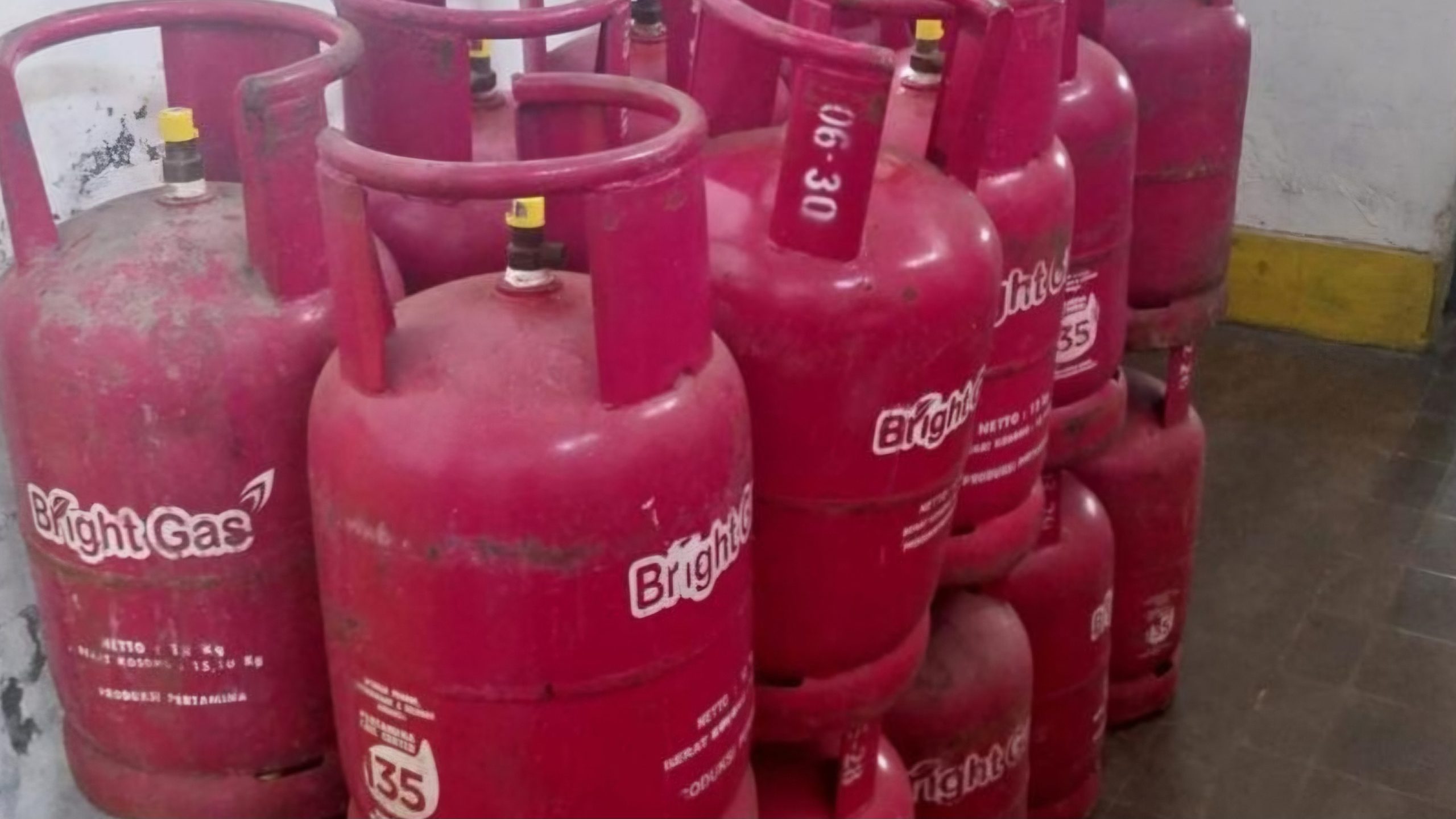 Segera Bongkar 1.381 Tabung,  Kebutuhan LPG di Kupang Aman dan Terpenuhi