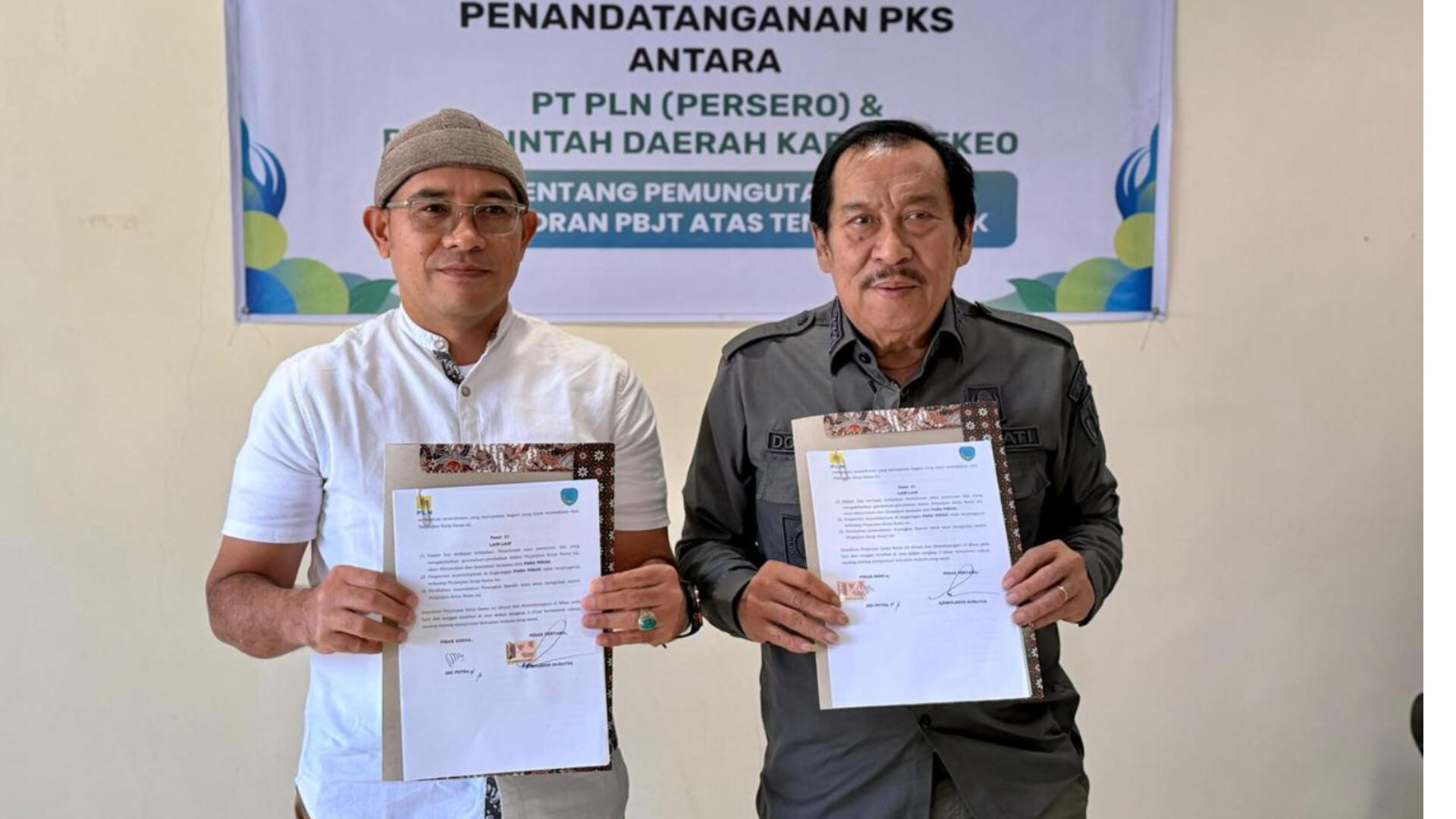 Terangi Nagekeo, PLN dan Pemkab Nagekeo  Tandatangan Perjanjian Kerja Sama