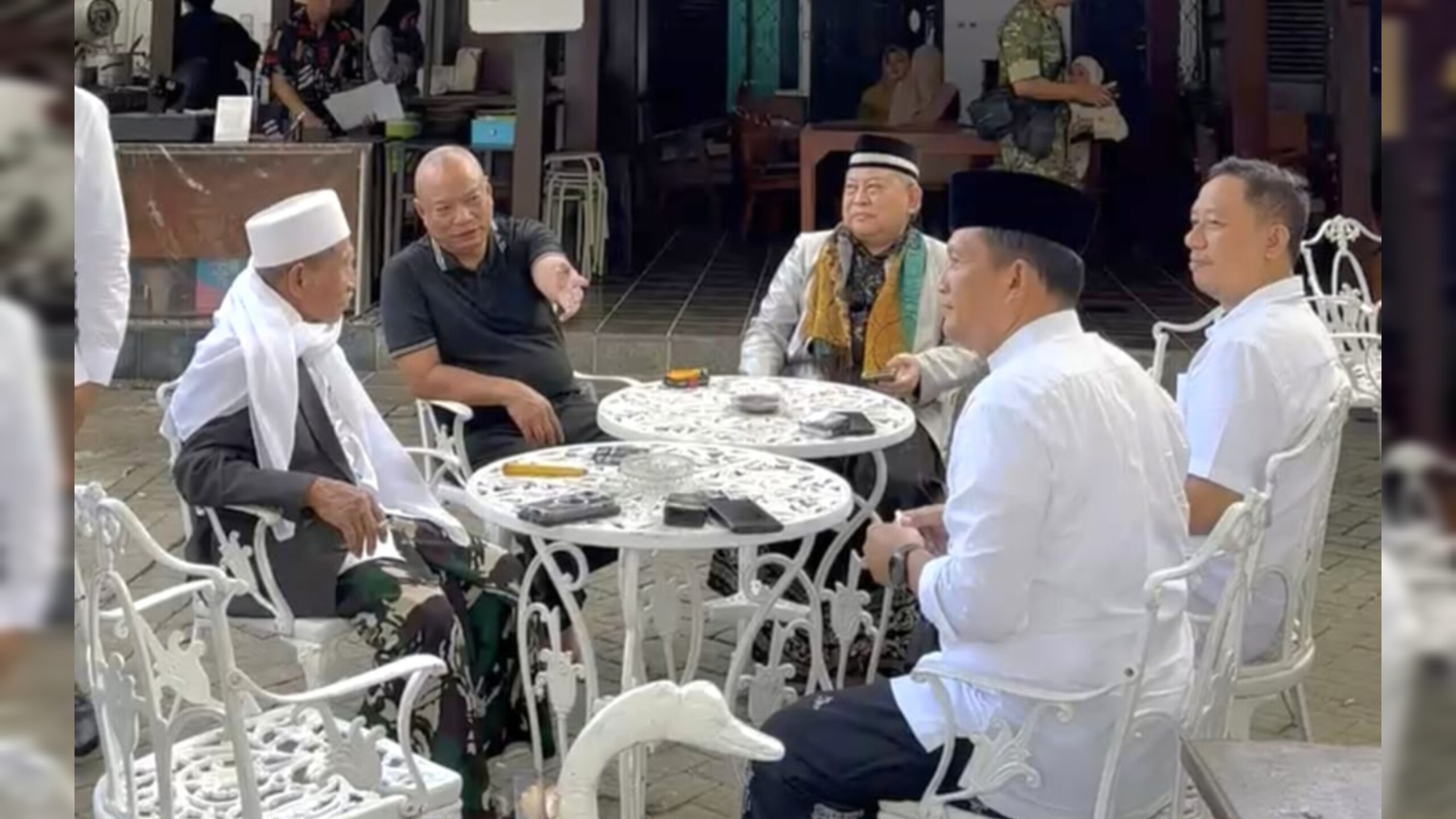 Menyoroti Situasi Indonesia, Ini Pesan Khusus KH Suyuti Toha
